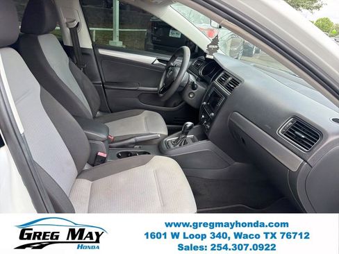 Used 2018 Volkswagen Jetta S FWD image 30