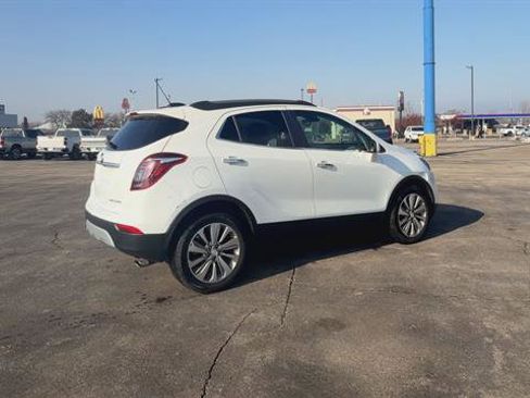 Used 2020 Buick Encore Preferred image 31