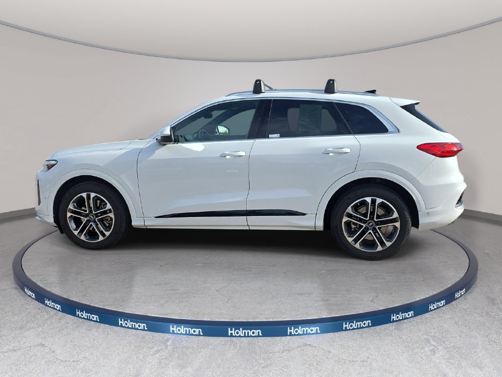 Used 2025 Audi Q5 Prestige AWD/4WD image 9