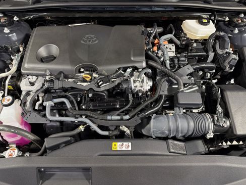Used 2025 Toyota Camry LE FWD image 28