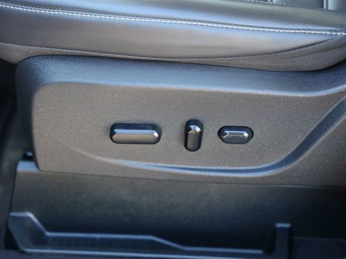 Certified 2019 Ford Escape SEL image 17