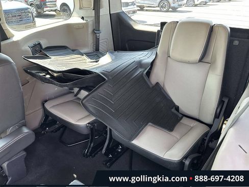 Used 2016 Ford Transit Connect Titanium FWD image 10