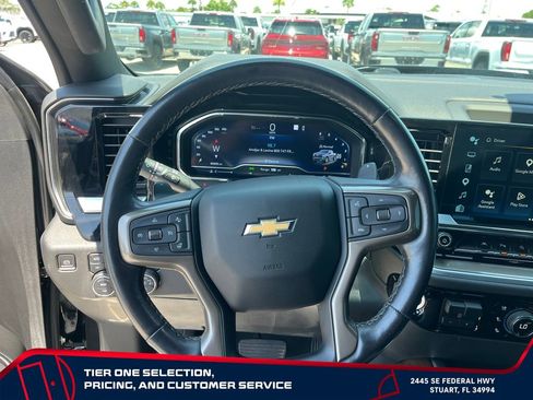 Used 2022 Chevrolet Silverado 1500 High Country w/ Z71 Off-Road Package AWD/4WD image 21