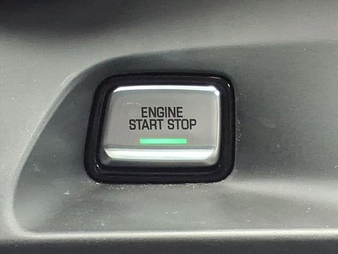 Used 2019 Chevrolet Camaro ZL1 image 20