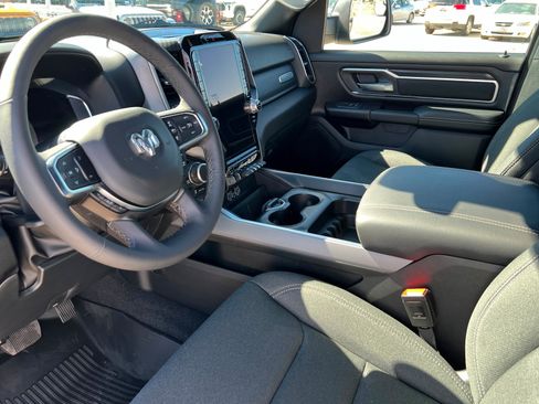 Used 2026 RAM 1500 Big Horn AWD/4WD image 16