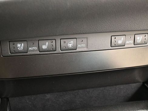 Used 2025 Lexus ES 350 w/ Premium Package FWD image 20
