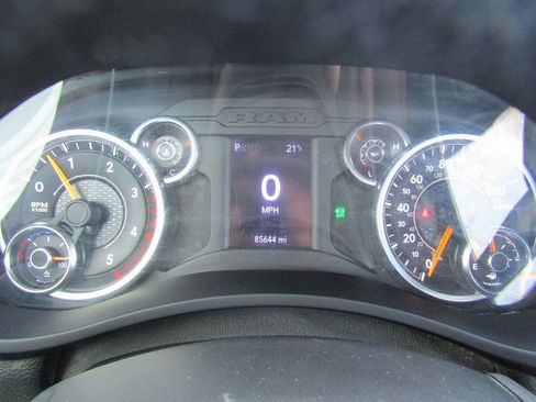 Used 2022 RAM 5500 Tradesman image 20