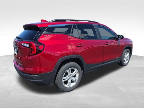 Used 2024 GMC Terrain SLE w/ Driver Convenience Package AWD/4WD image 5