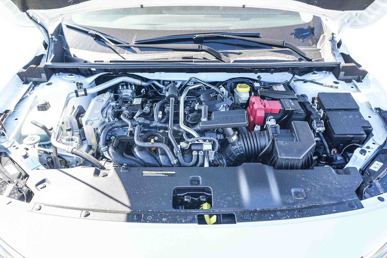 New 2027 Nissan Sentra SR w/ Floor Mat Package FWD image 13