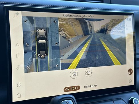 New 2026 Land Rover Defender 110 X-Dynamic SE image 26