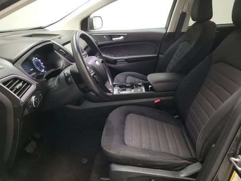Used 2020 Ford Edge SE FWD image 17