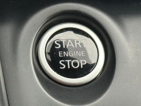 Used 2023 Nissan Kicks S image 30