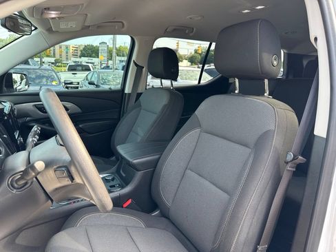 Used 2020 Chevrolet Traverse LS FWD image 14