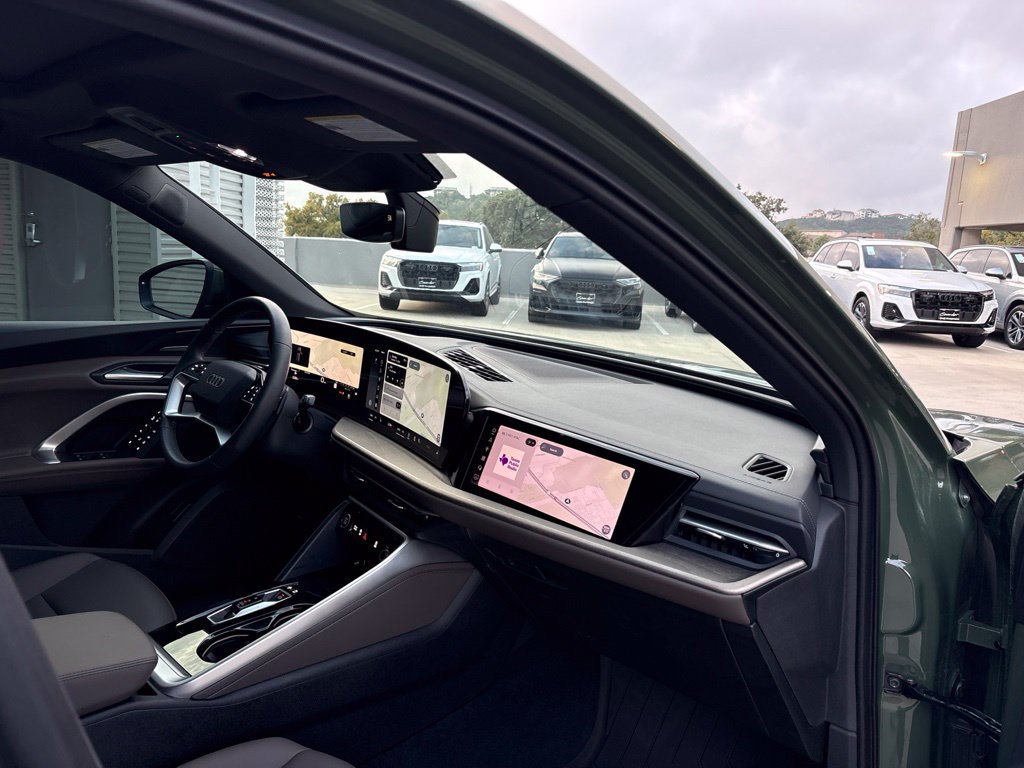 Used 2026 Audi Q5 Premium Plus AWD/4WD image 15