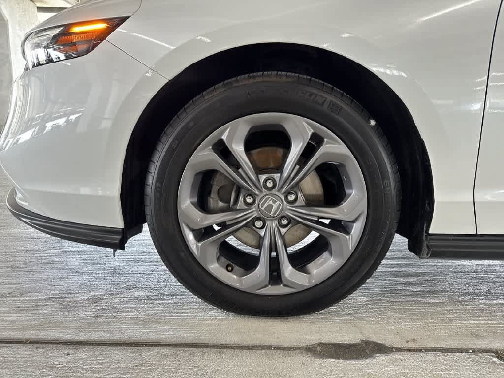 Used 2024 Honda Accord EX image 10