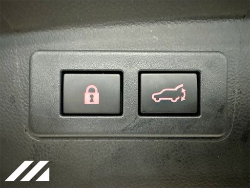 Used 2023 Subaru Outback Touring XT image 30