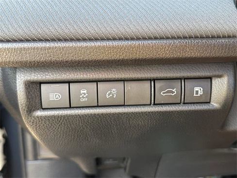 Certified 2025 Toyota Camry SE image 18