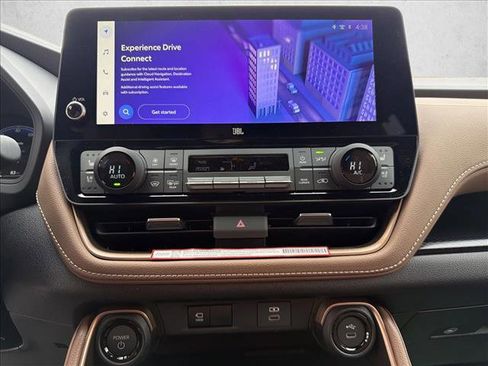 New 2026 Toyota Grand Highlander AWD Hybrid image 17