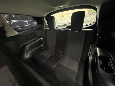 Used 2017 Nissan Pathfinder SV AWD/4WD image 7