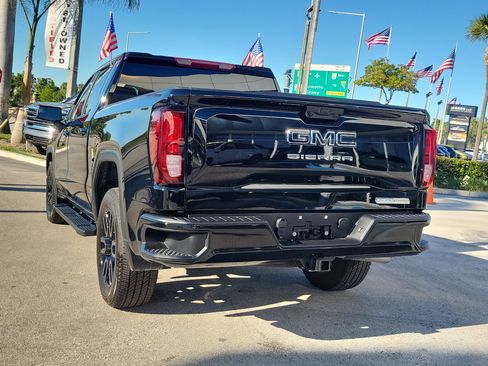 Used 2025 GMC Sierra 1500 Elevation w/ LPO, Elevation Black Package image 7