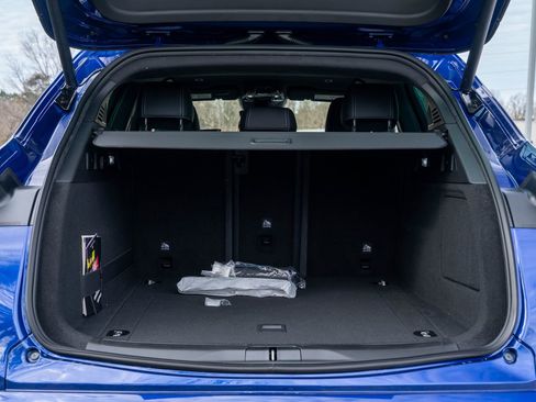 New 2026 Maserati Grecale Modena image 13