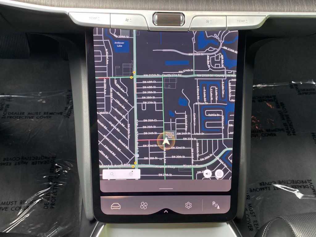 Used 2024 Lucid Air Pure RWD image 29