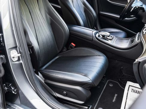 Used 2018 Mercedes-Benz E 300 4MATIC image 33