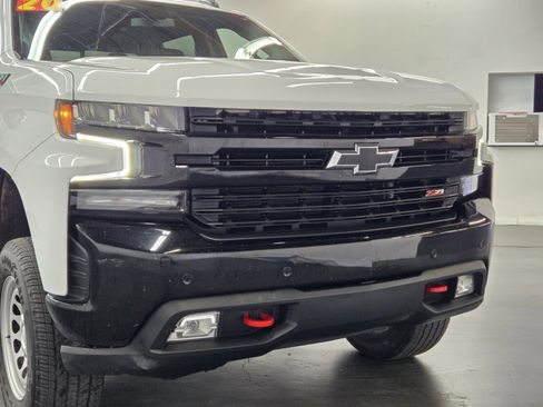 Used 2020 Chevrolet Silverado 1500 LT Trail Boss AWD/4WD image 5