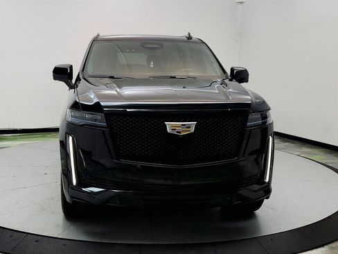 Used 2022 Cadillac Escalade ESV Sport w/ Touring Package AWD/4WD image 2