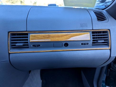 Used 1995 BMW M3 Coupe image 41