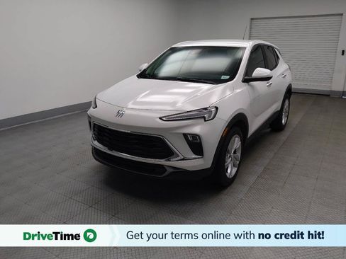 Used 2024 Buick Encore GX Preferred FWD image 1