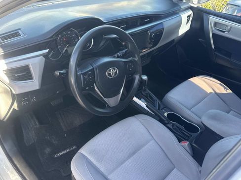 Used 2015 Toyota Corolla L image 11