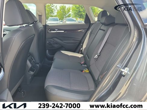 New 2026 Kia Seltos S FWD image 11