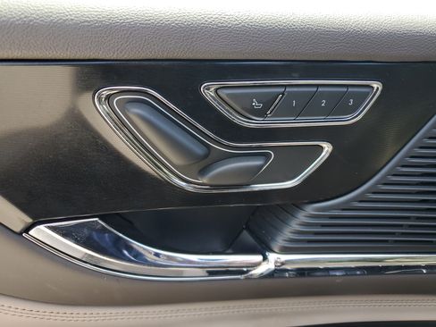 Used 2022 Lincoln Corsair Grand Touring image 24