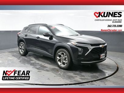 Used 2025 Chevrolet Trax LT