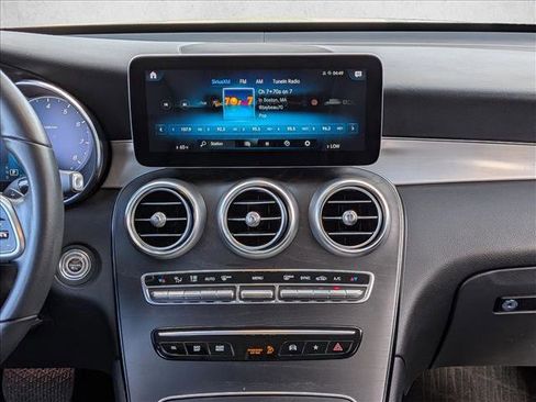 Used 2022 Mercedes-Benz GLC 300 image 14