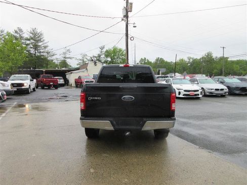 Used 2015 Ford F150 XLT RWD image 4