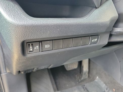 Used 2023 Toyota RAV4 XLE w/ Convenience Package FWD image 27