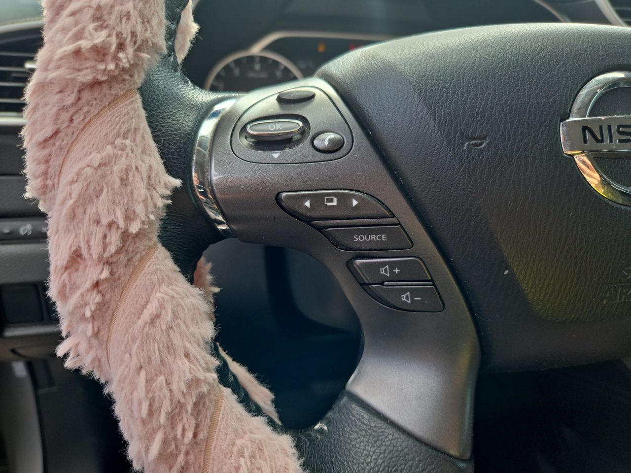 Used 2020 Nissan Murano SV FWD image 11