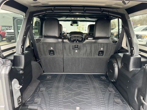 Used 2021 Jeep Wrangler Unlimited Rubicon w/ Dual Top Group image 22