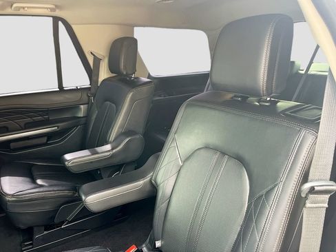 Used 2021 Ford Expedition Platinum AWD/4WD image 26