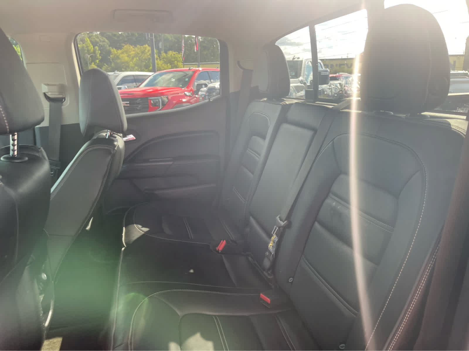 Used 2017 GMC Canyon Denali RWD image 21