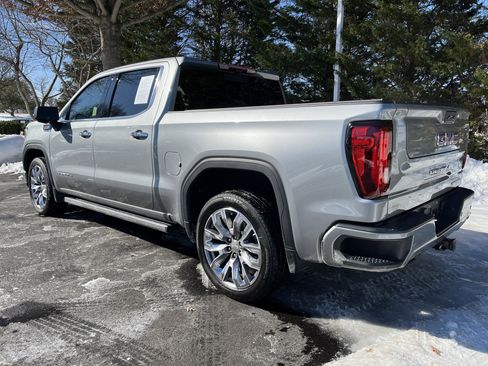 Used 2024 GMC Sierra 1500 Denali w/ Denali Reserve Package image 8