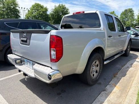 Used 2015 Nissan Frontier S RWD image 5