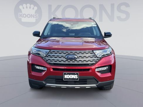 Used 2023 Ford Explorer Limited w/ Limited Technology Package AWD/4WD image 4