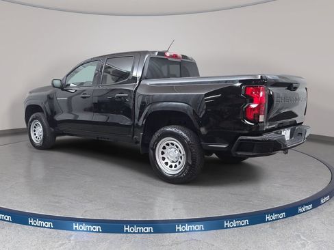 Used 2025 Chevrolet Colorado W/T RWD image 8