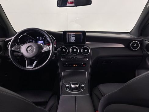 Used 2019 Mercedes-Benz GLC 300 image 14