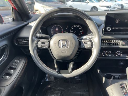 Used 2023 Honda HR-V Sport image 15