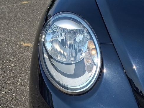 Used 2015 Volkswagen Beetle 1.8T FWD image 9