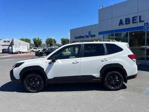 Used 2025 Subaru Forester Wilderness w/ Wilderness Package AWD/4WD image 13